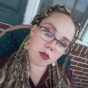 Meet your Posher, Christie lee